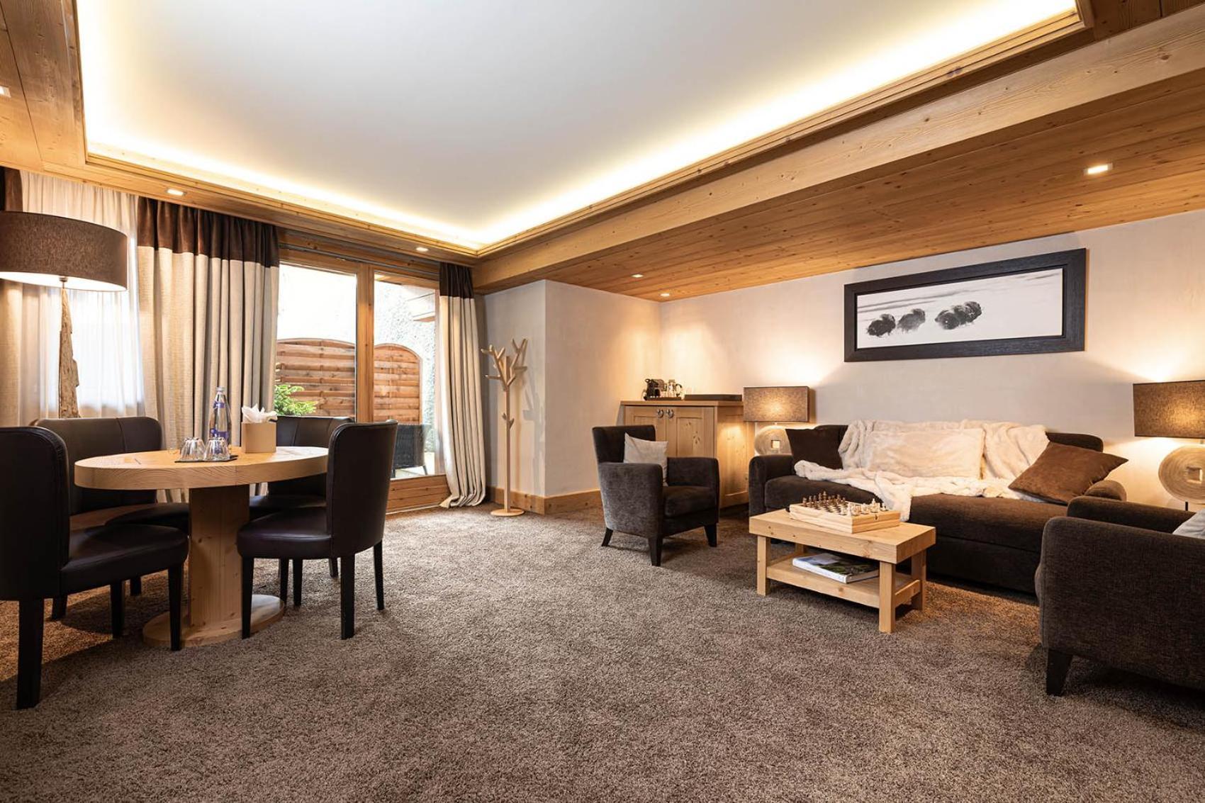 Le Kaila Hotel Meribel Bilik gambar